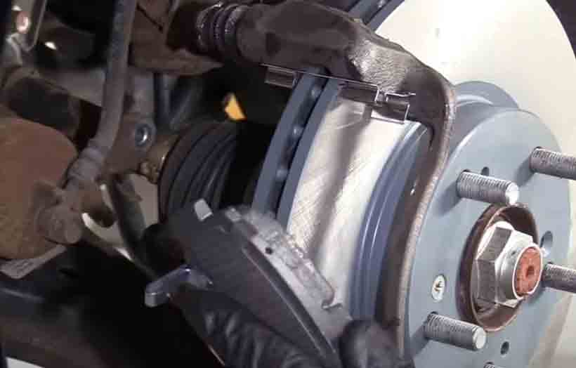 Installing new brake pads and rotors on a 2014 Honda Accord with Mobile Brake Repair Service